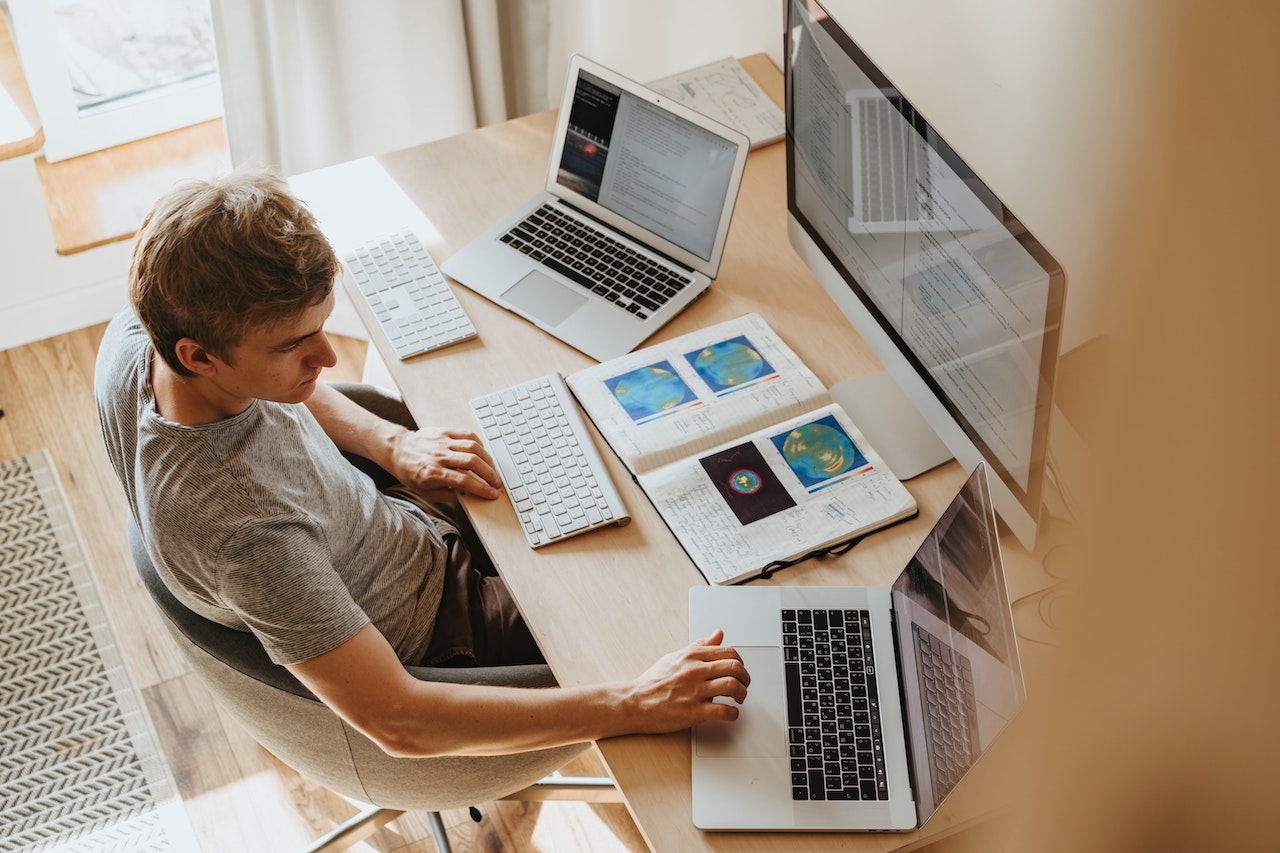 5 tips voor een fijne thuiswerkplek