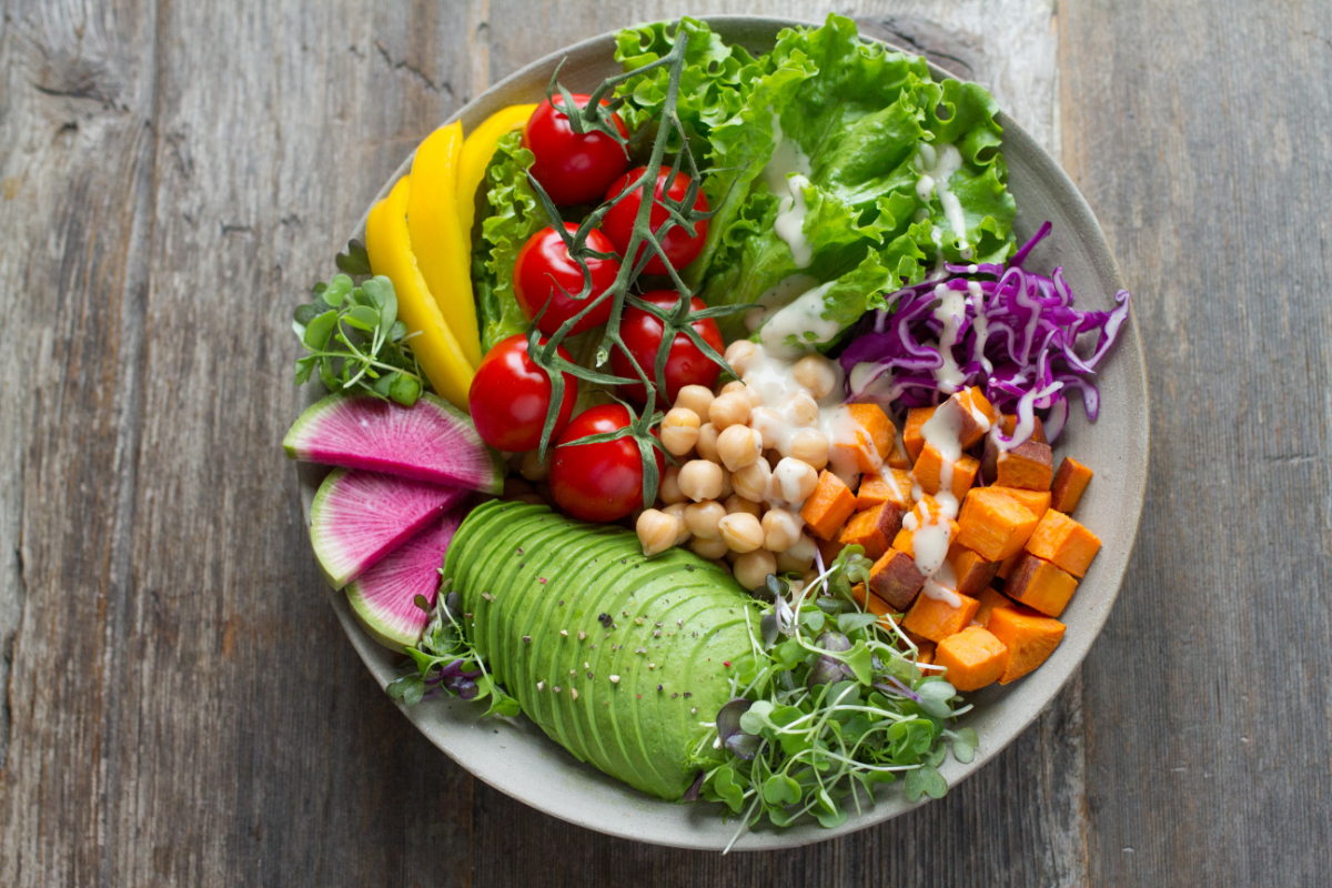 Hoe krijg je genoeg eiwitten binnen als veganist?