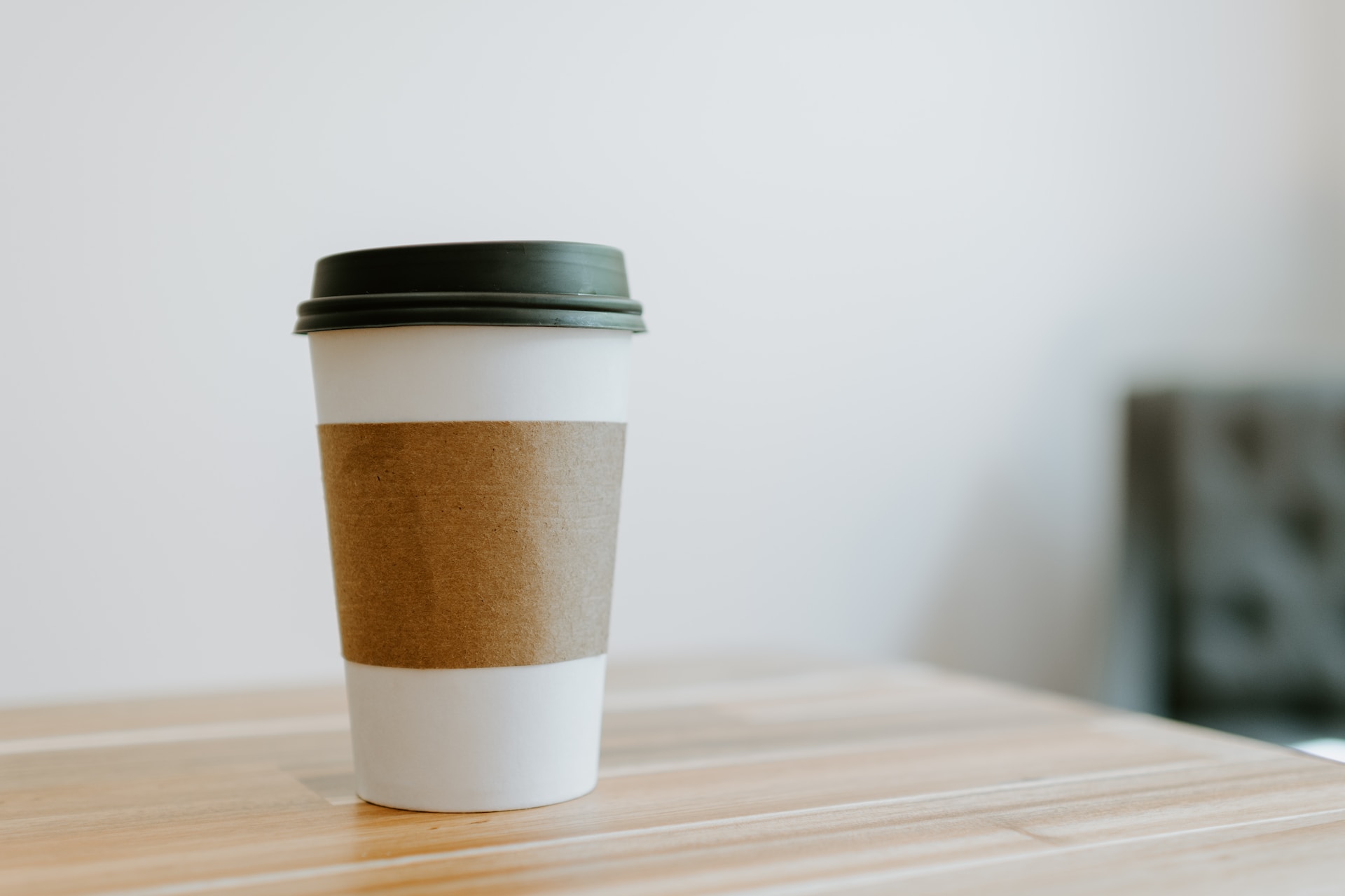 Waarom zijn herbruikbare koffiebekers to go beter voor het milieu?