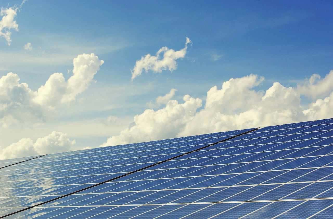 De duurzaamheid van zonnepanelen op je huis