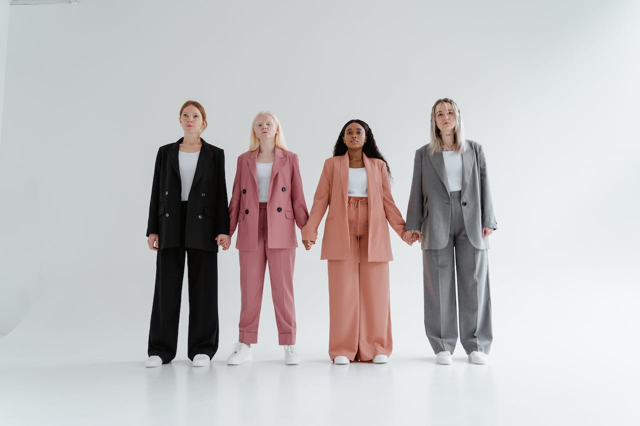 10 Modieuze manieren om uw blazers te stylen voor elke gelegenheid